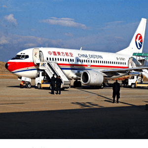 锡林浩特机场货运航空快运业稳步发展的原因是什么？